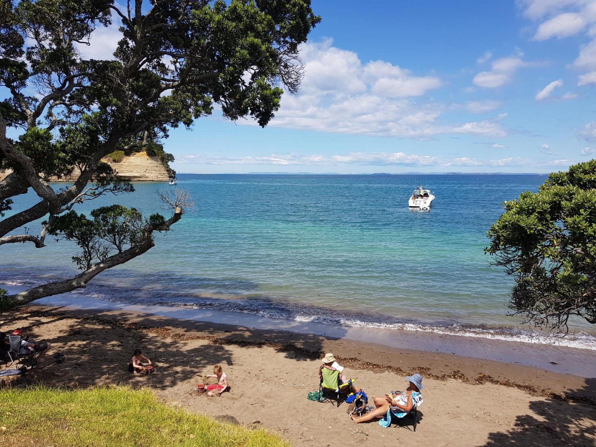 Whangaparaoa Lodge Eksteriør billede