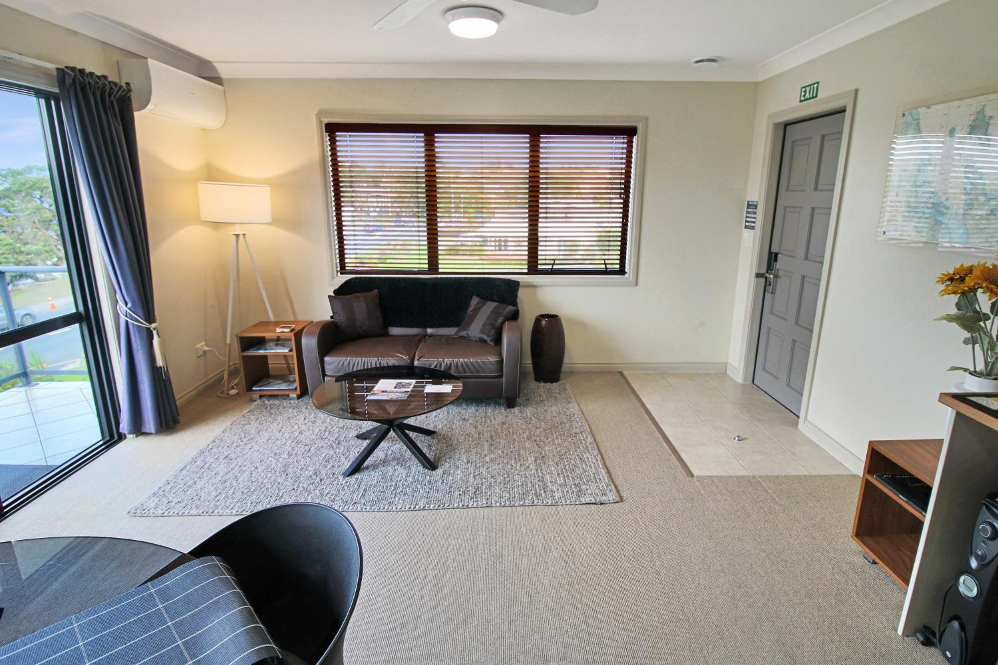 Whangaparaoa Lodge Eksteriør billede