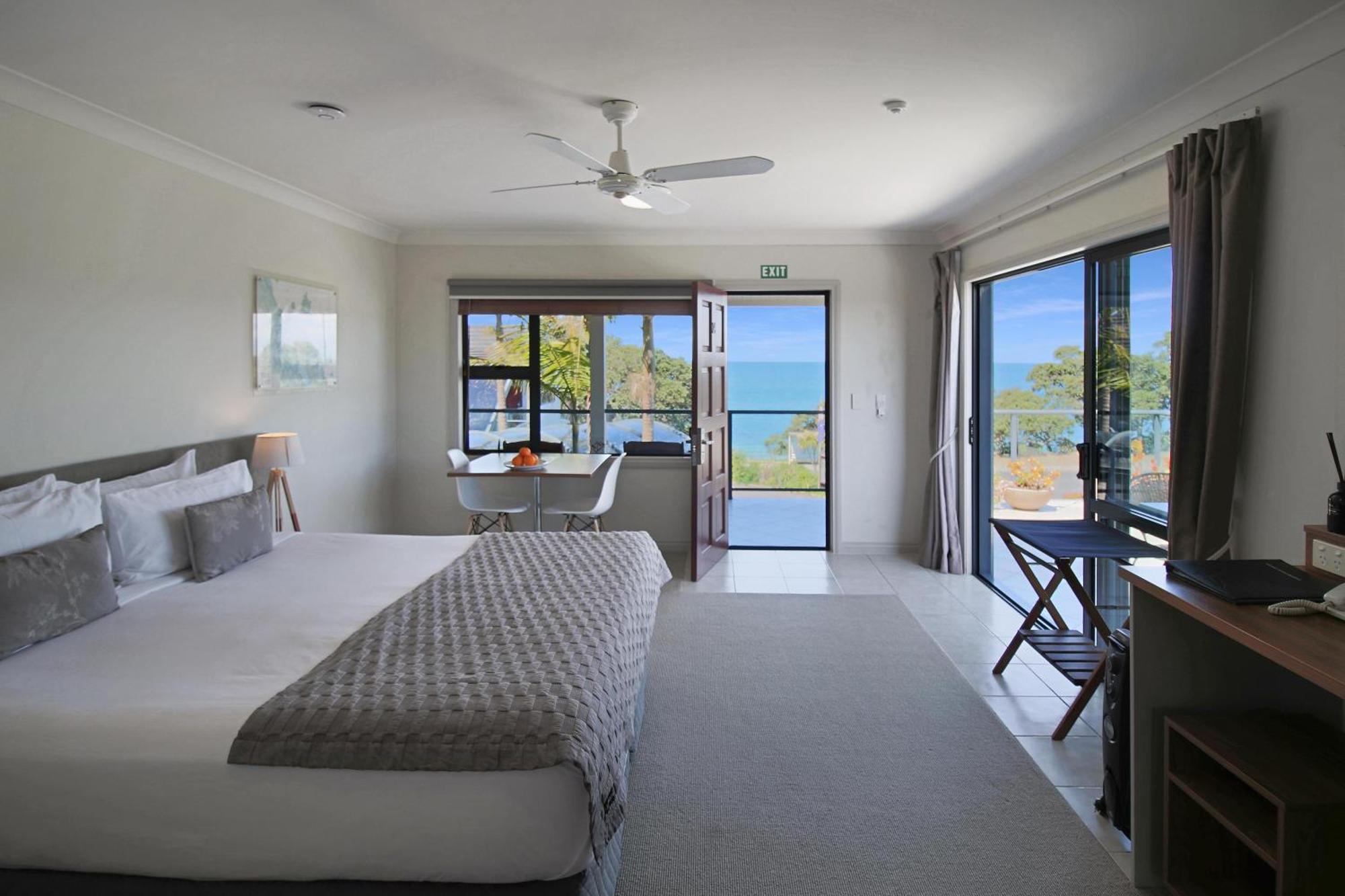 Whangaparaoa Lodge Eksteriør billede