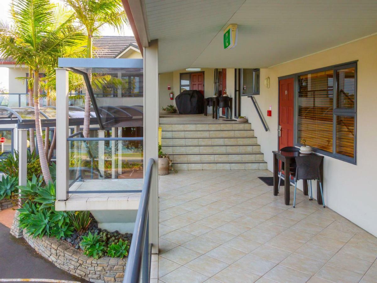 Whangaparaoa Lodge Eksteriør billede
